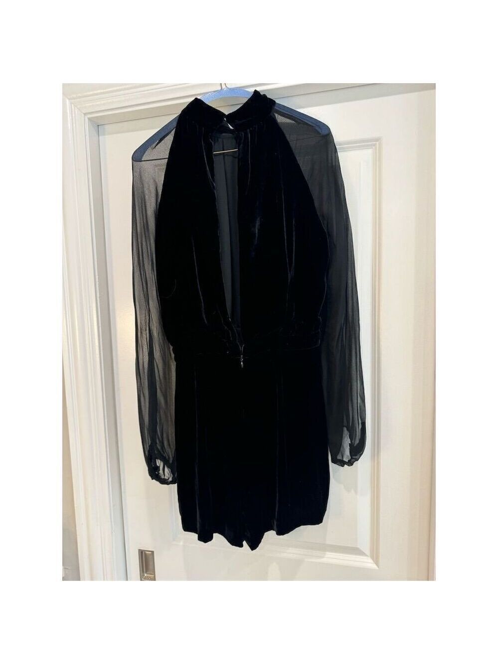Intermix Women's Black Velvet Wrap Front Romper Size 10 Party/Cocktail - Picture 4 of 6